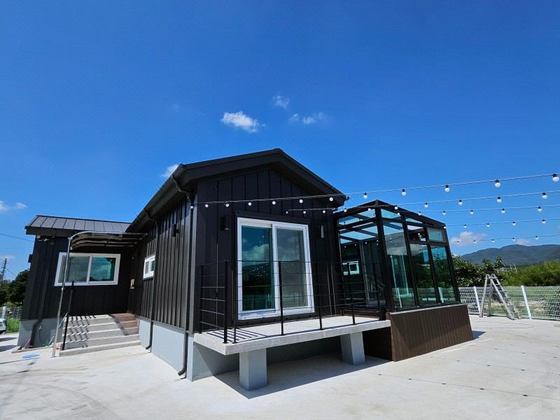 Gyeongju Mokshil Road Pool Villa Hotel Overview