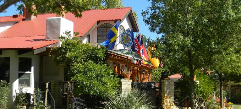 红马民宿(Red Horse Bed and Breakfast)图片