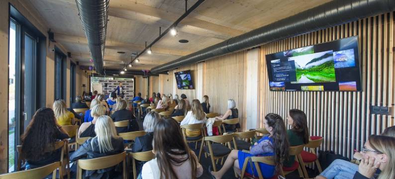 戴蒙诺瓦度假村(Demänová Rezort)图片