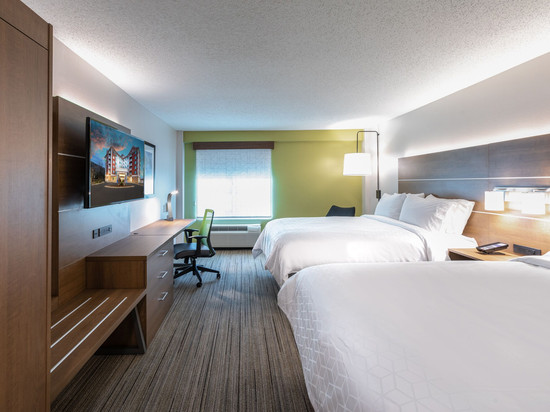 智选假日套房酒店阿什维尔闹市