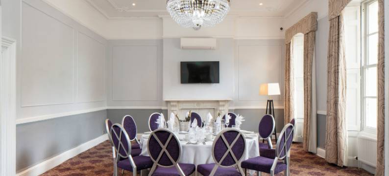 奇格威尔摄政王子酒店，贝斯特韦斯特品质精选(London Chigwell Prince Regent Hotel, BW Signature Collection)图片