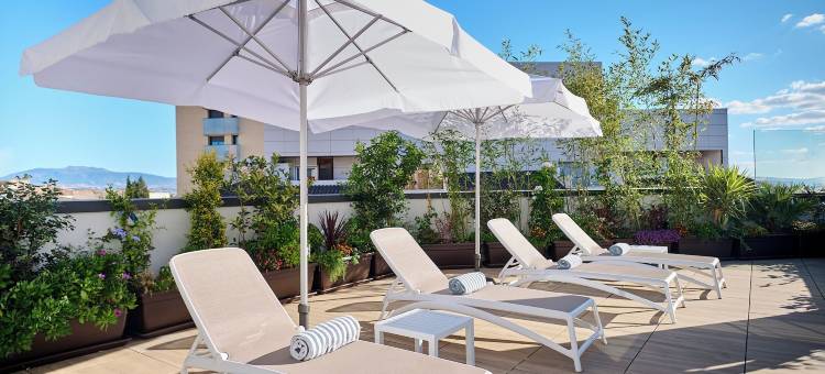 格拉纳达月亮公寓(Apartamentos Luna Suites Granada)图片