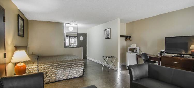 劳埃德明斯特伊克诺旅馆(Econo Lodge Lloydminster)图片