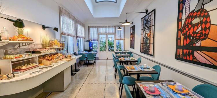 维希阿尔维尔纳斯涛特尔酒店(Hotel Arverna Vichy - CLT'Hotel)图片