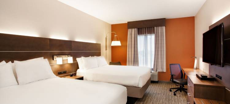 Holiday Inn Express 湖莱克威尔士的N -冬季避风港(Holiday Inn Express Lake Wales N-Winter Haven)图片