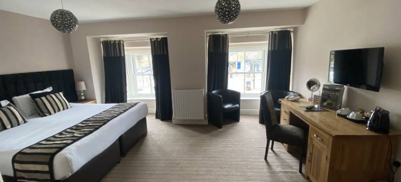 斯瑞霍斯舒酒店(The Three Horseshoes Hotel)图片