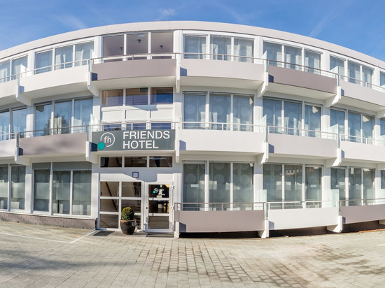 巴特萨尔茨乌夫伦朋友酒店