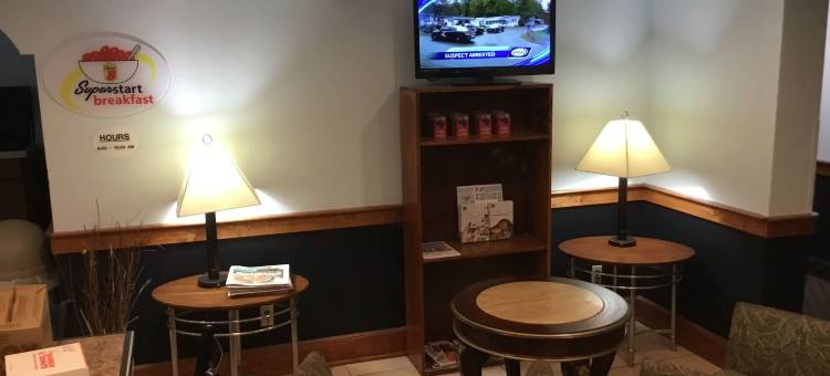 曼彻斯特机场速8酒店(Super 8 by Wyndham Manchester Airport)图片