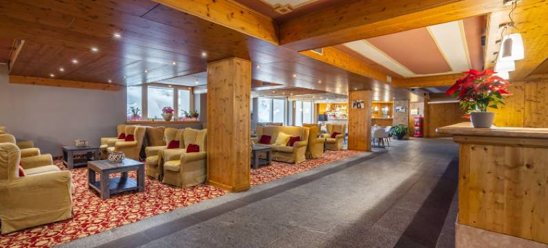 匹安迪内瓦酒店(Hotel Piandineve)图片