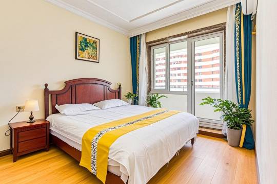 白鲸公馆海景公寓山海广场店(辽东湾大街2号分店)