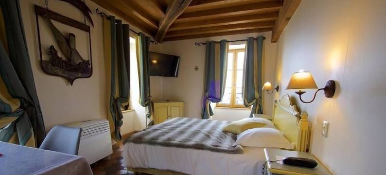 德拉图尔奧克索瓦酒店(Hostellerie de la Tour d'Auxois)图片