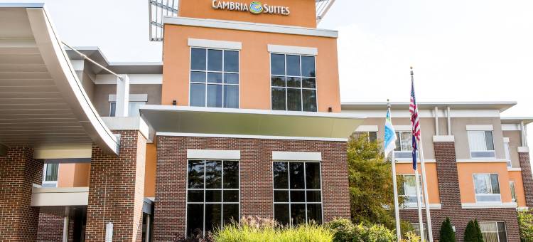 特拉弗斯城坎布里亚酒店(Cambria Hotel Traverse City)图片