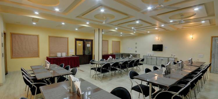 凯拉什国际酒店(Hotel Kailash International)图片