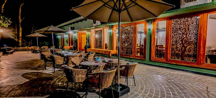西纳提格尔度假酒店(Syna Tiger Resort Bandhavgarh)图片