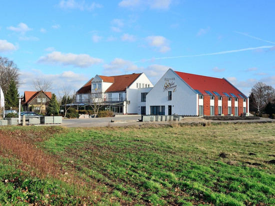 鲁内弗莱尔酒店