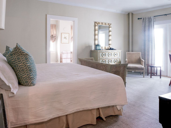 卡里奇豪斯酒店