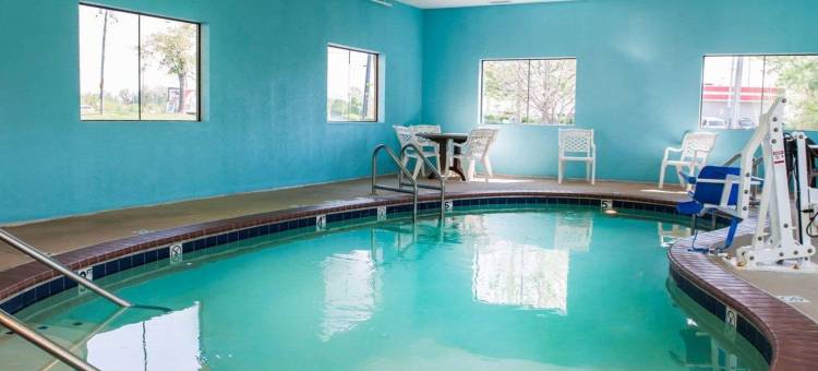 富兰克林I-65号凯艺酒店(Quality Inn Franklin I-65)图片