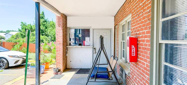 OYO 奥尔巴尼的日出旅馆(Sunrise Inn by OYO Albany)图片