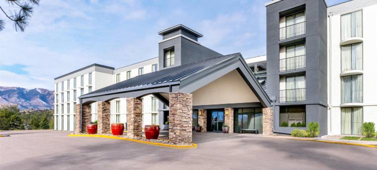 科罗拉多斯普林斯希尔顿安泊酒店(Embassy Suites by Hilton Colorado Springs)图片