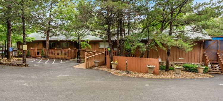 Cabins at Green Mountain图片