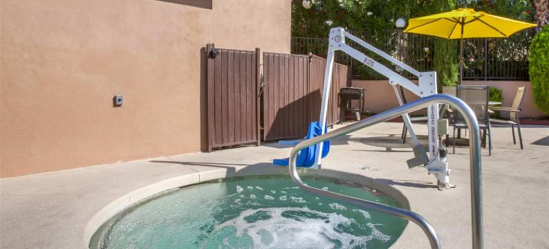 铜山贝斯特韦斯特酒店(Best Western Copper Hills Inn)图片