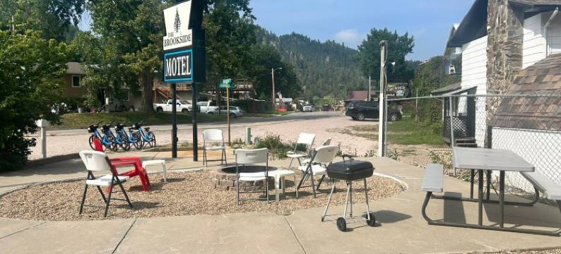 贝尔维拉布鲁克赛德汽车旅馆靠近拉什莫尔山(The Brookside Motel by Belvilla Keystone Near Mt Rushmore)图片