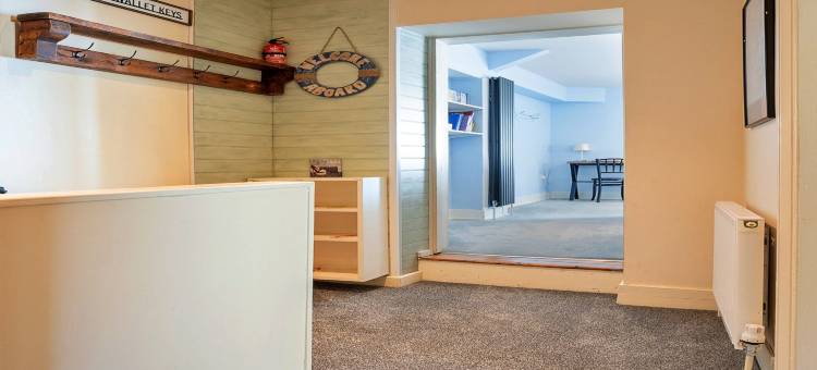 Apartment in Beaumaris with Snowdonia Views图片