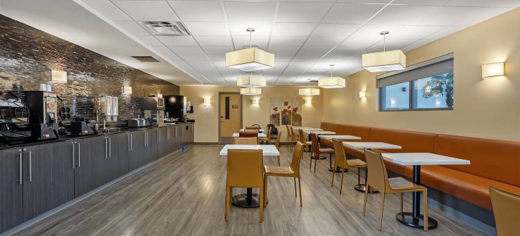 贝斯特韦斯特优质机场优质酒店(Best Western Plus Airport Inn  Suites)图片