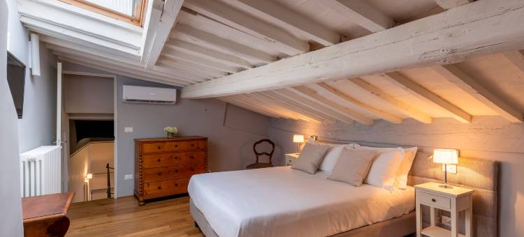 Florence Center 4 Bedrooms Apartment with Piazza Views. Piazza Pitti I图片