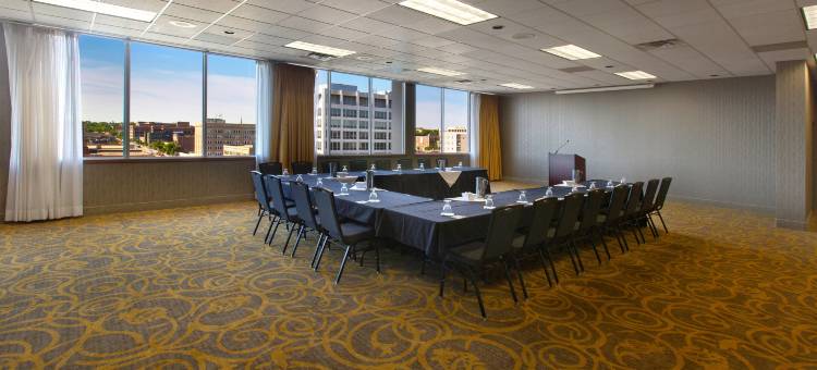 苏福尔斯市中心假日酒店(Holiday Inn Sioux Falls-City Centre)图片