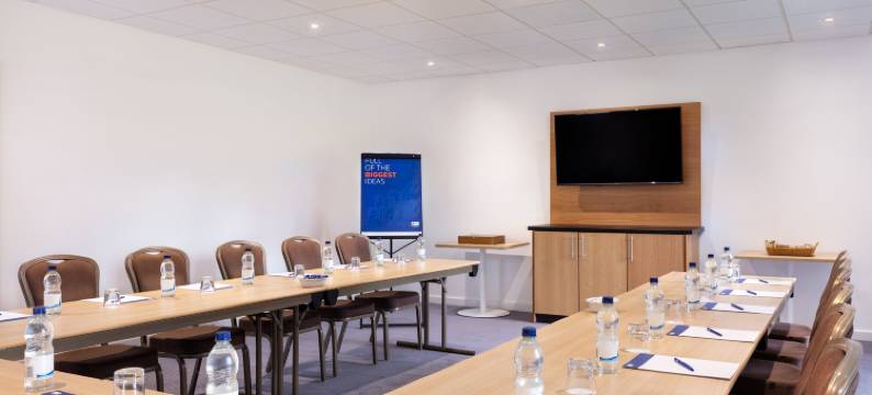 智选假日斯特拉思克莱德公园M74高速公路5号岔口酒店(Holiday Inn Express STRATHCLYDE PARK M74, JCT.5 by IHG)图片