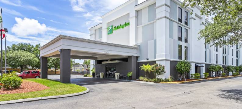 圣彼得堡西假日酒店(Holiday Inn ST. PETERSBURG WEST by IHG)图片