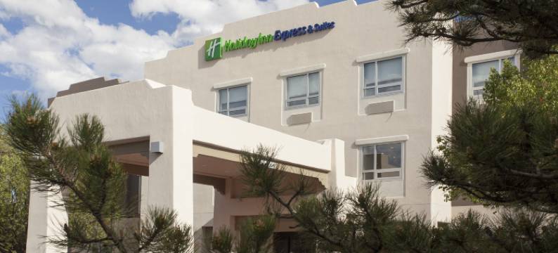 圣达菲洲际智选假日套房酒店(Holiday Inn Express & Suites Santa FE by IHG)图片