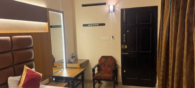 斯里马尼亚酒店(HOTEL SRIMANIYA)图片