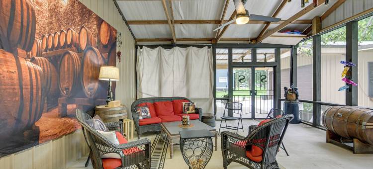 杰斐逊租赁:步行至历史城区区域！(Jefferson Vacation Rental with Golf Cart!)图片