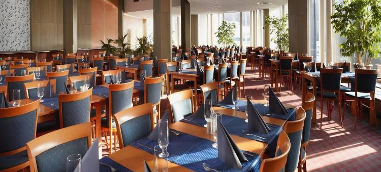 布拉格城堡金字塔OREA酒店(Orea Hotel Pyramida Praha)图片