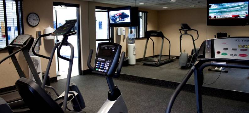 曼图尔洲际智选假日酒店宴会中心(Holiday Inn Express Mentor Banquet Center by IHG)图片