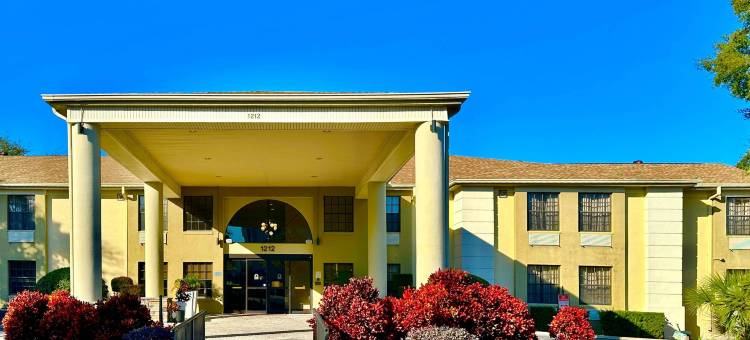 奥卡拉-银泉舒适酒店(Comfort Inn Ocala Silver Springs)图片