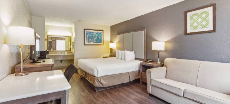 霍马华美达酒店(Ramada by Wyndham Houma)图片