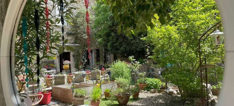 雷维农庄园酒店(Le Manoir du Raveyron)图片