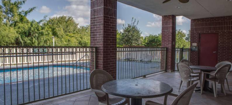 哈灵根丽怡酒店(Country Inn & Suites by Radisson, Harlingen, TX)图片