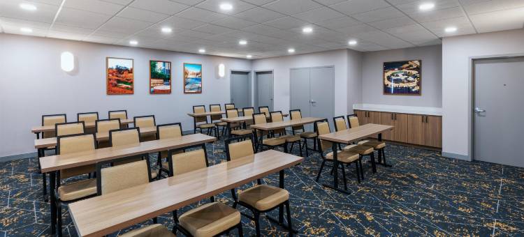 休斯顿西北汤博尔欢朋套房酒店(Hampton Inn & Suites by Hilton Tomball Houston NW)图片