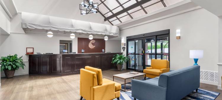 萨沃尼舒适套房酒店-秀格尔洛弗(Comfort Inn & Suites Suwanee - Sugarloaf)图片