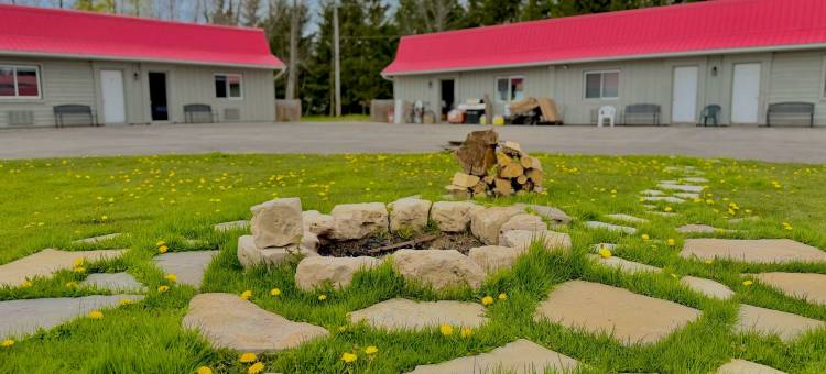 威亚尔顿威利旅馆(Wiarton Willys Inn)图片