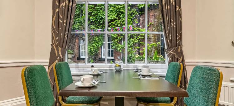 索尔兹伯里怀特哈特美居酒店公寓(Mercure Salisbury White Hart Hotel & Apartments)图片