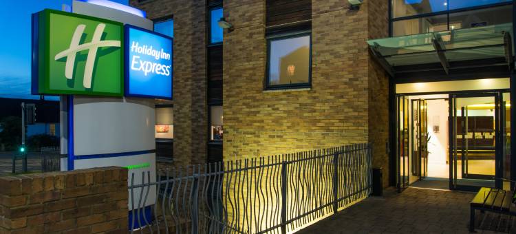 Holiday Inn Express 汉莫汉普斯泰德(Holiday Inn Express HEMEL HEMPSTEAD by IHG)图片