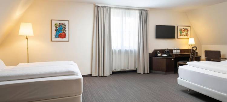 诺德林根elaya酒店，璀蔓臻选温德姆(elaya hotel noerdlingen, Trademark by Wyndham)图片