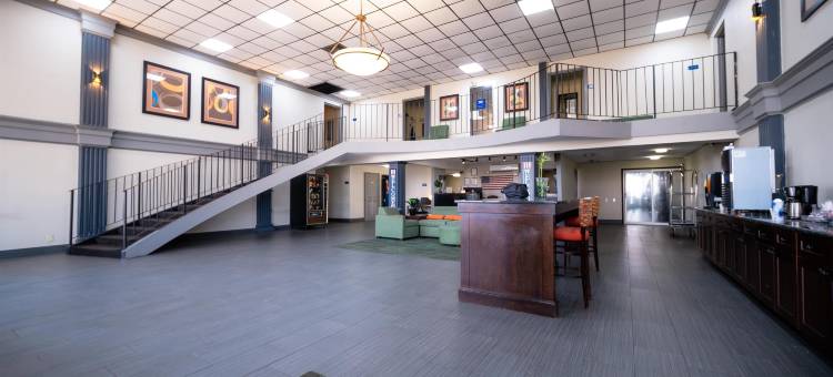 凤凰城美洲最佳价值套房酒店(Americas Best Value Inn & Suites Phenix City)图片