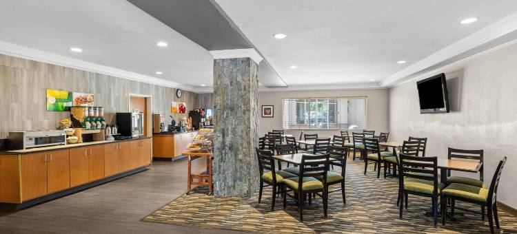佳阁酒店丹佛机场地区(Garner Hotel Denver Airport Area)图片