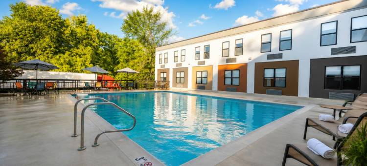 米德尔伯勒红屋顶酒店及套房(Red Roof Inn & Suites Middleborough)图片